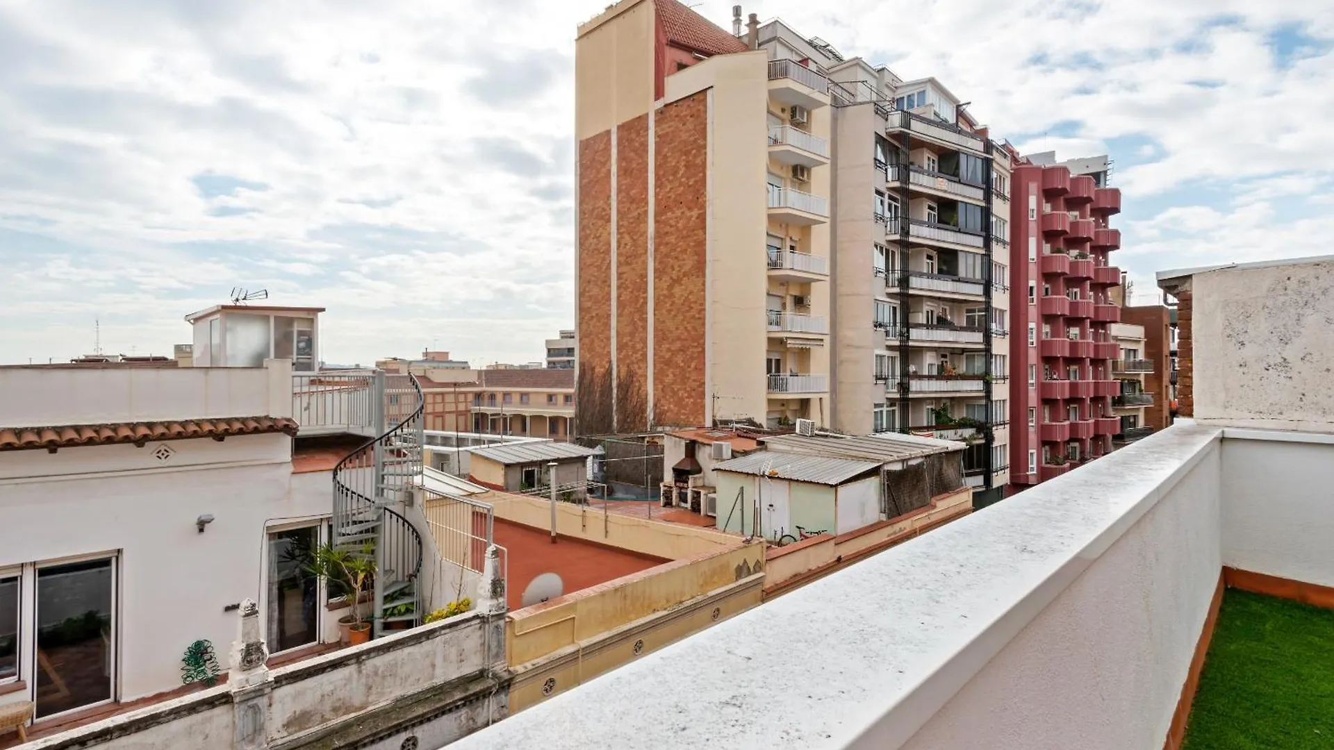 Chic And Modern Apartments In Gracia Barcelona