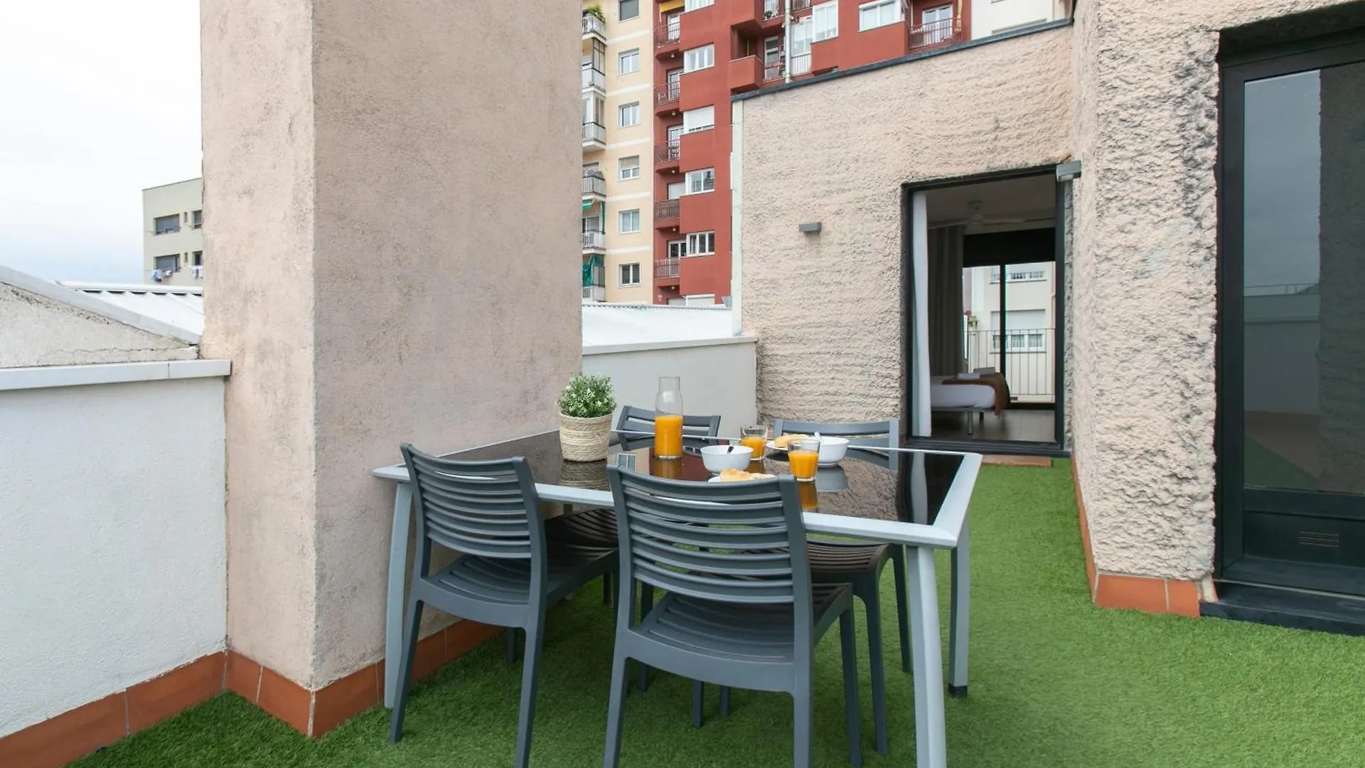 Chic And Modern Apartments In Gracia 바르셀로나 0*,  스페인