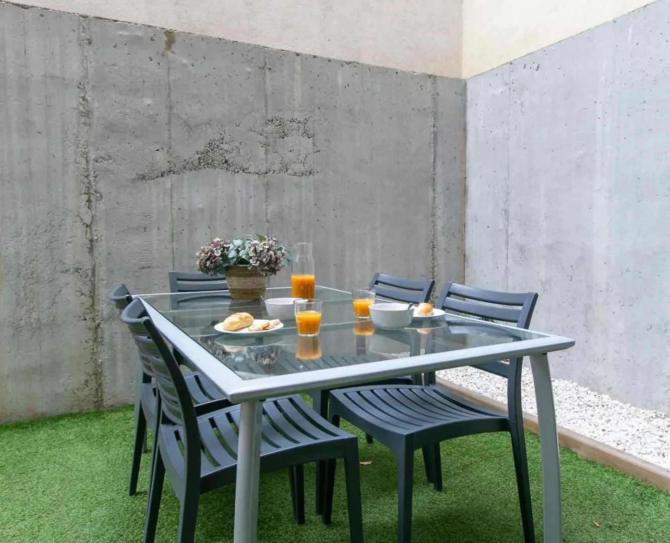 Chic And Modern Apartments In Gracia Barcelona 0*,  Spain